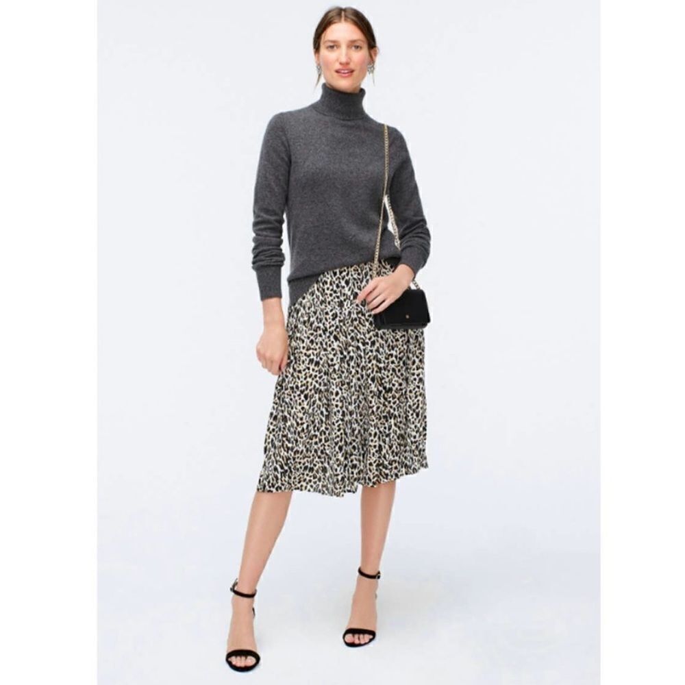 J. Crew Pleated Midi Skirt in leopard. Size 4 NWT.